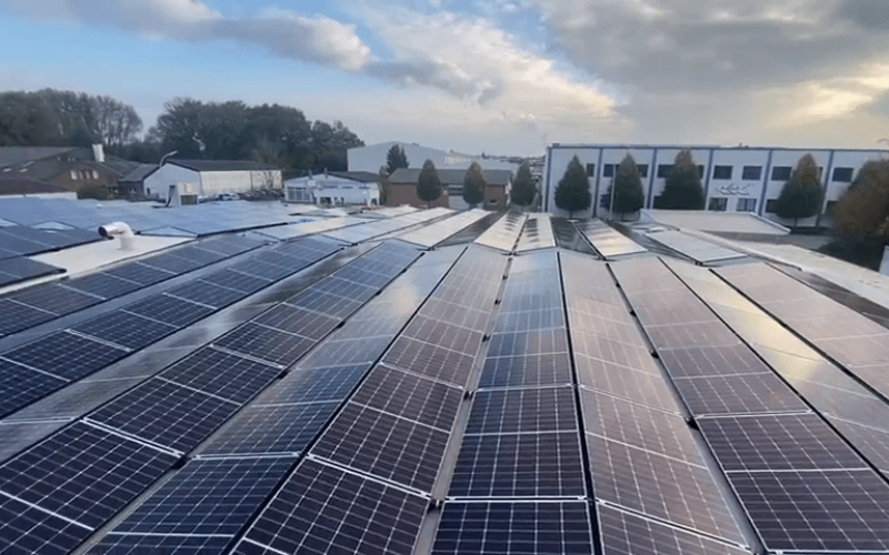 Photovoltaikanlage 350 kWp auf Industriehalle in Dortmund